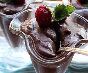 Шоколадный мусс со сливочным маслом, Десерты